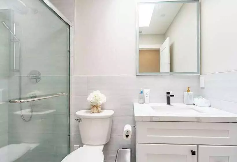 Majatalo 67 Alta Vista Way