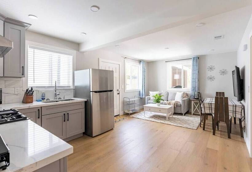 بنسيون 67 Alta Vista Way