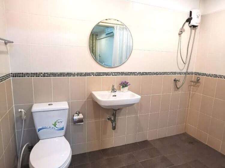 ペンション Pon House