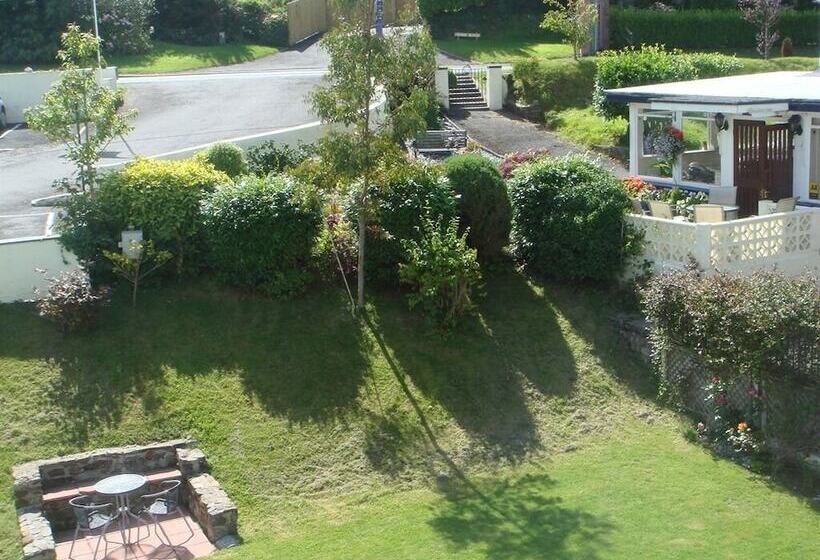 膳宿费 The Manian