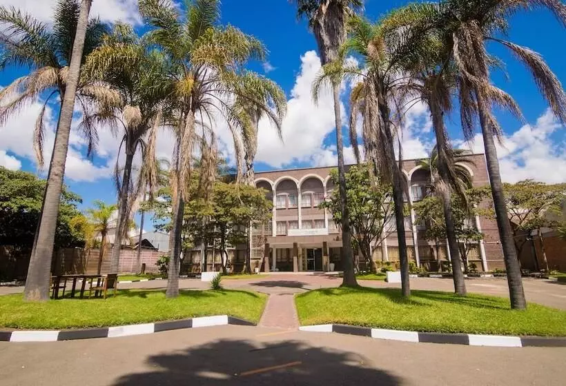 تختخواب و صبحانه Orangestar Lodge