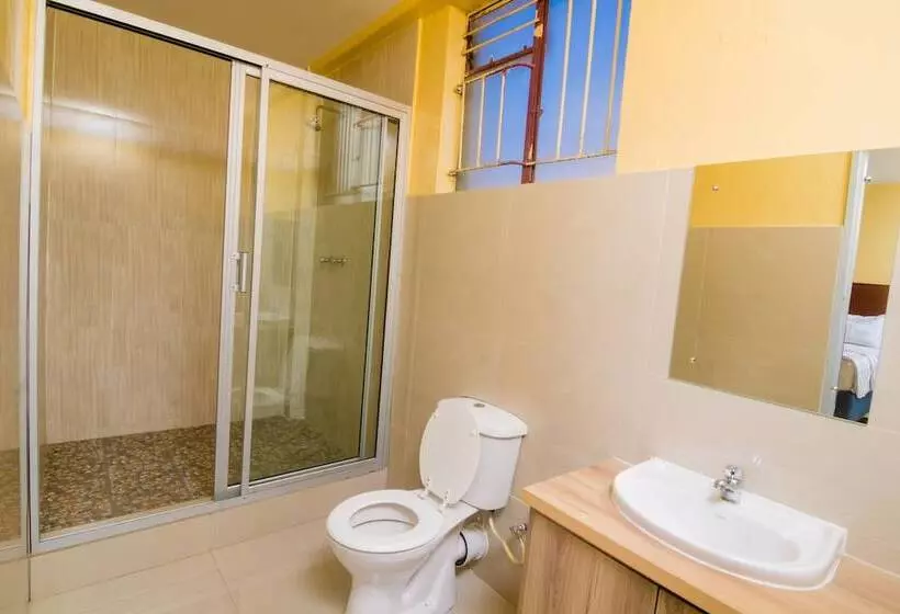 تختخواب و صبحانه Orangestar Lodge