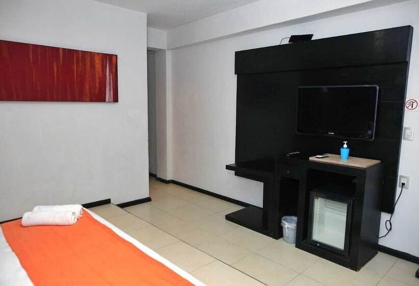 Blvd Hotel   5th Avenue, Playa Del Carmen