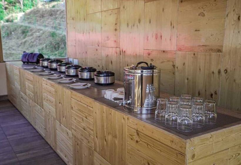 Отель Buransh Valley Resort