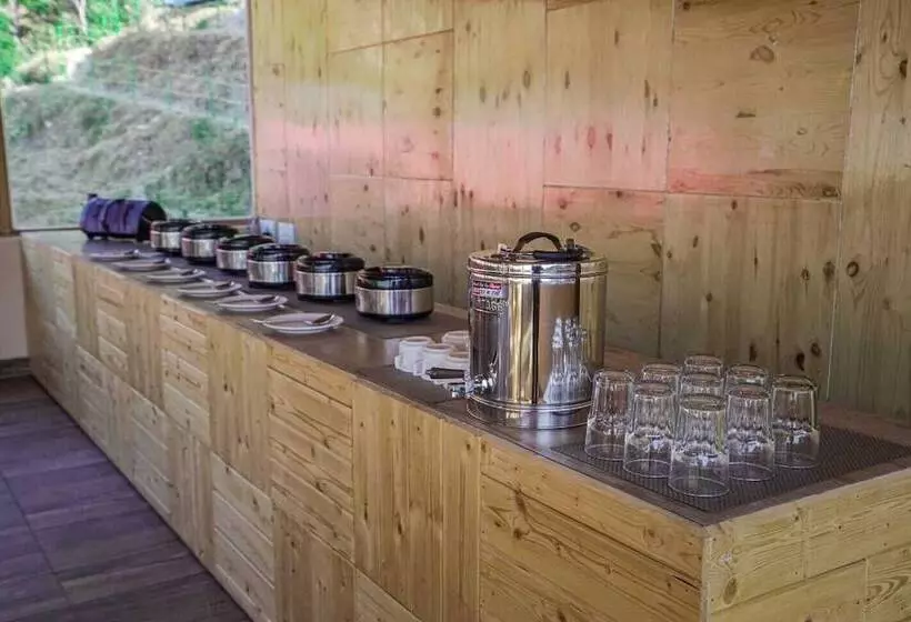 Hotelli Buransh Valley Resort