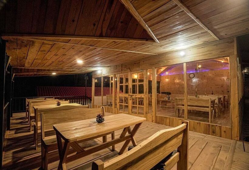 Отель Buransh Valley Resort