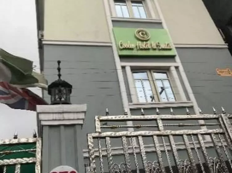 Coolio Hotel & Suites