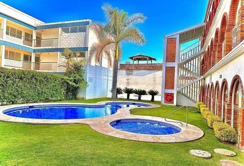 Hotelli El Romano Ixtapan De La Sal