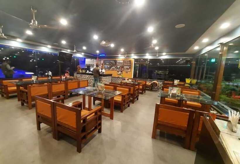 Hotel Forest View And Restaurant