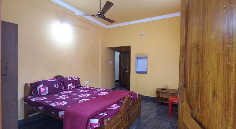 هتل Goroomgo Neelachal Holiday Nibasa Puri