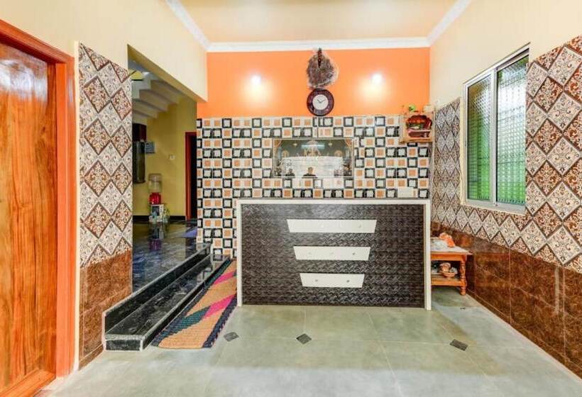 هتل Goroomgo Neelachal Holiday Nibasa Puri