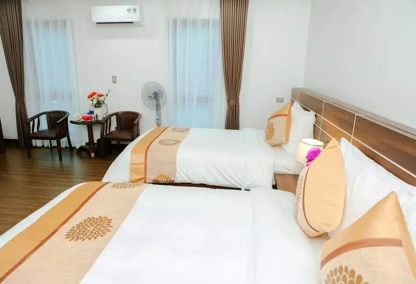 هتل Lao Cai Central