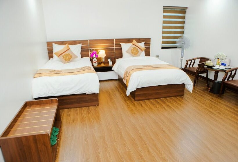 هتل Lao Cai Central