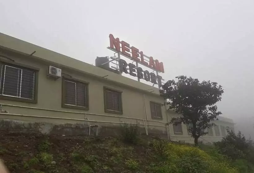 ホテル Neelam Hill Resort