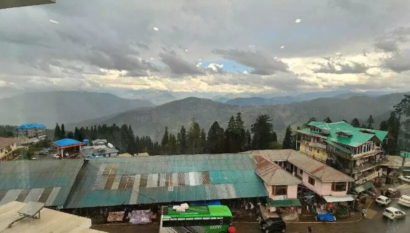 ホテル Piyush Residency