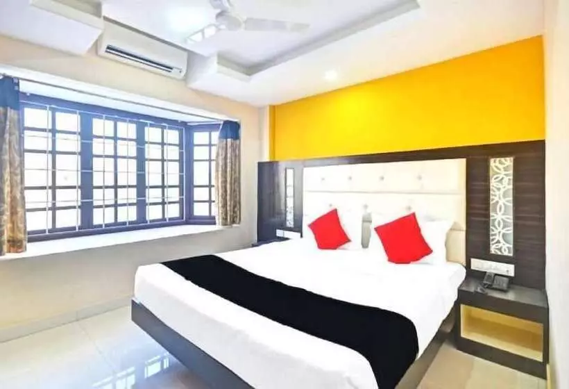 Hotelli Pph Living Tricolours