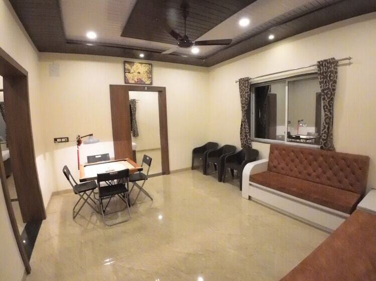 ホテル Royal Palace Panchgani