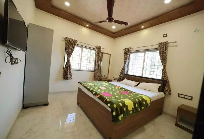 ホテル Royal Palace Panchgani