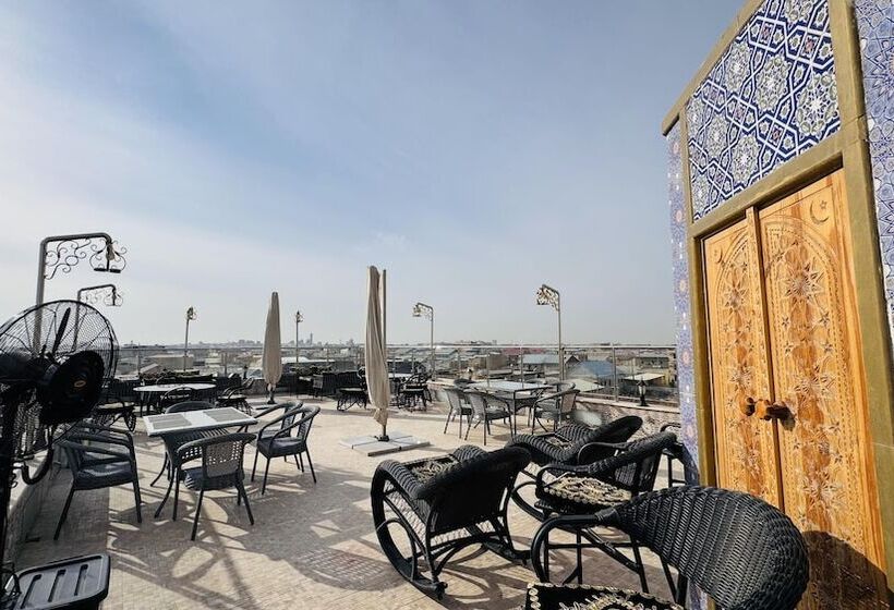 בית מלון כפרי Shark Yulduzi