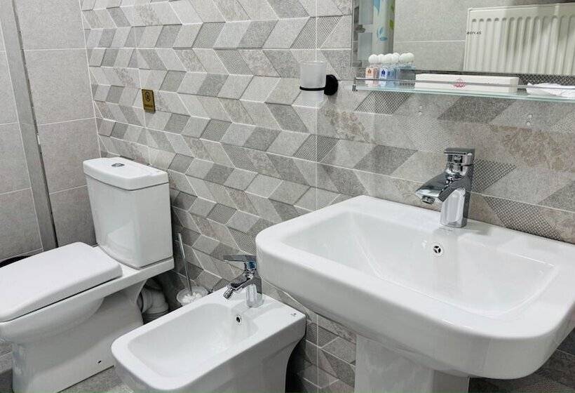 בית מלון כפרי Shark Yulduzi