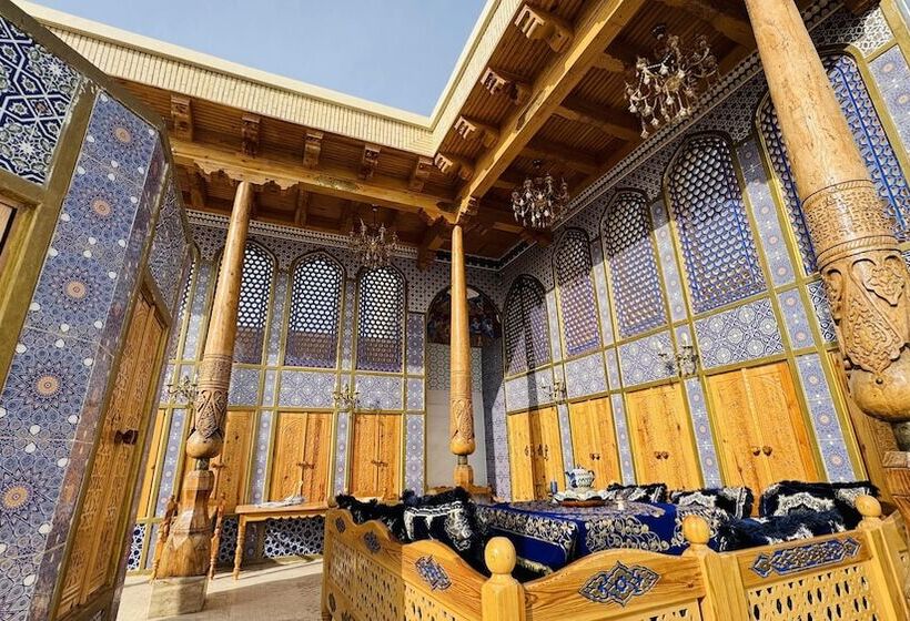 בית מלון כפרי Shark Yulduzi