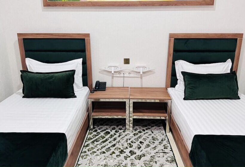 בית מלון כפרי Shark Yulduzi