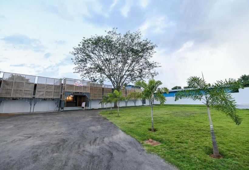 ホテル Shine Residency