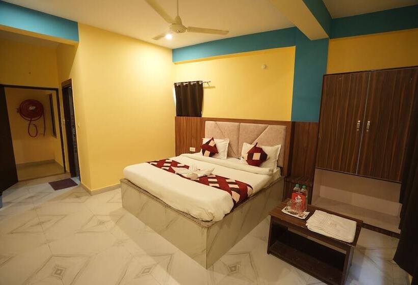 Hotel Sjh Venkatesh