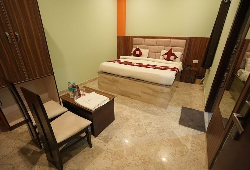Hotel Sjh Venkatesh