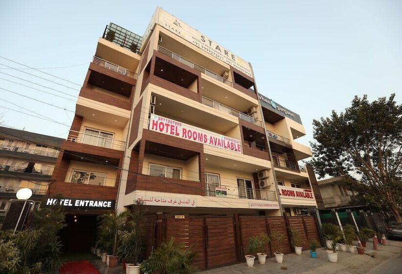 ホテル Starex Opp. Artemis Hospital