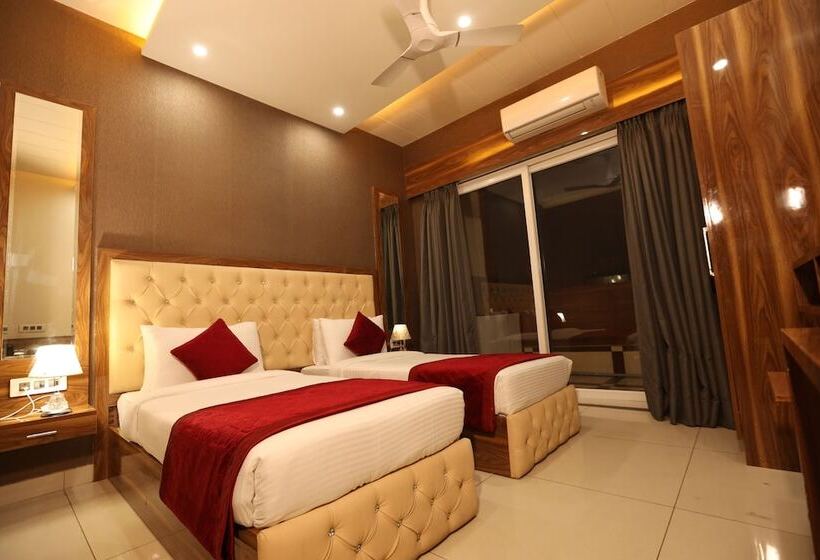 ホテル Starex Opp. Artemis Hospital