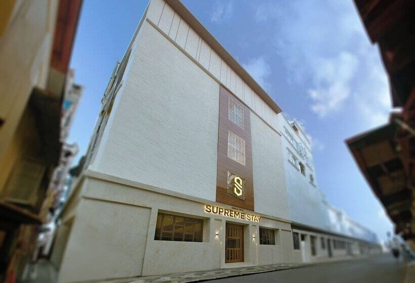 ホテル Supreme Stay