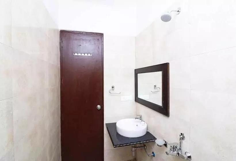 ホテル Suryansh Uttarkashi