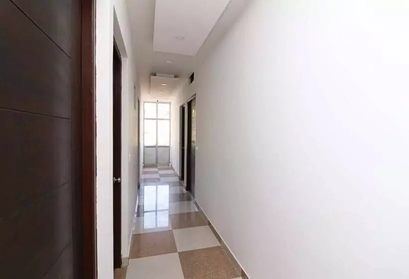 ホテル Suryansh Uttarkashi