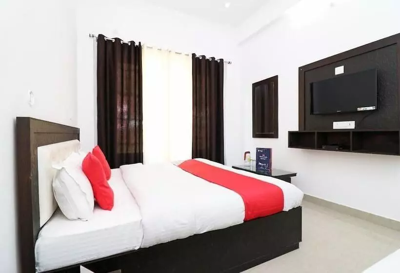 ホテル Suryansh Uttarkashi