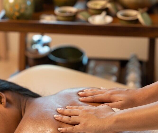 호텔 The Greenwood Guwahati