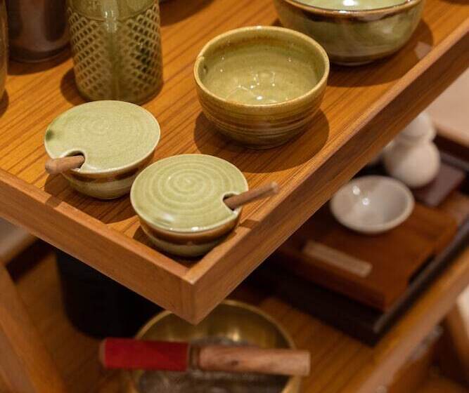 호텔 The Greenwood Guwahati