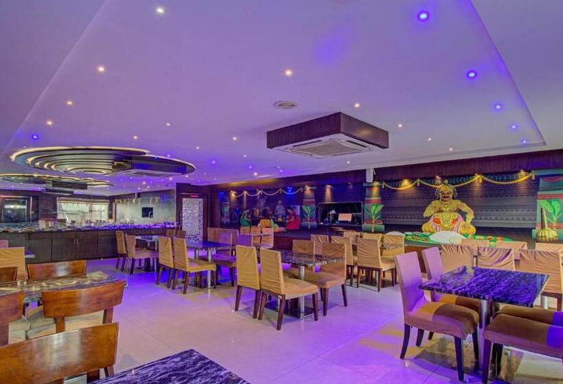 Hotel Treebo Alankar Inn