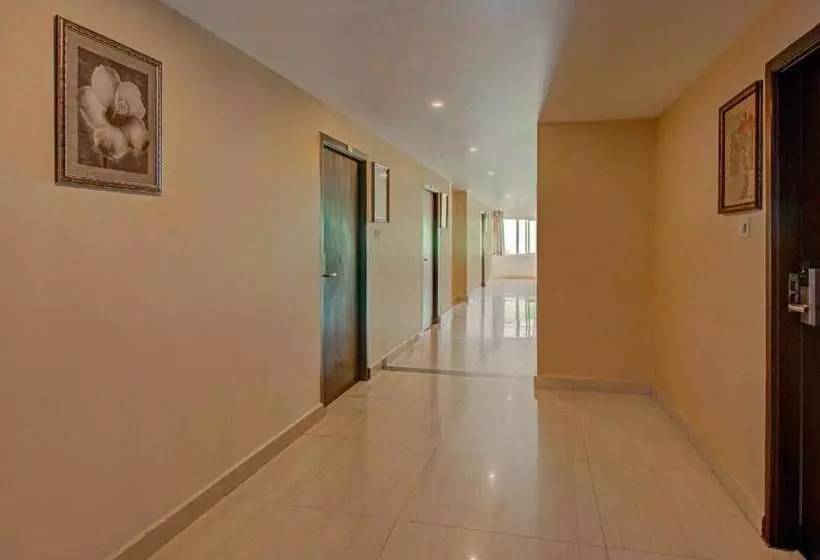 ホテル Treebo Alankar Inn