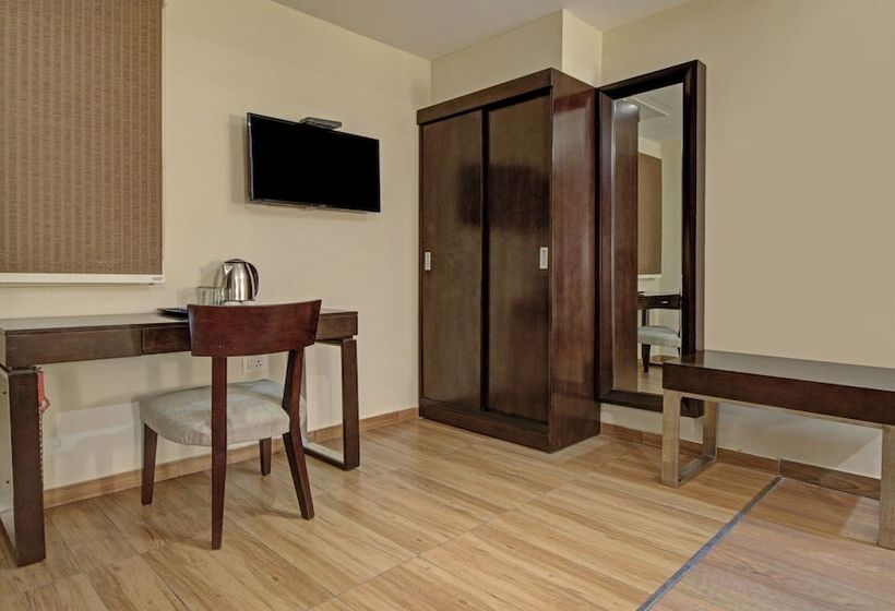 Hotel Treebo Alankar Inn