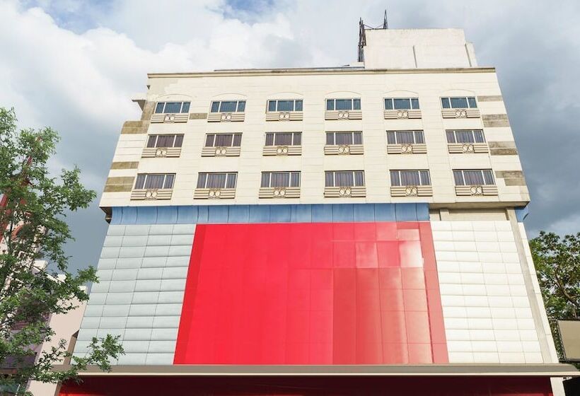 Hotel Treebo D Grand