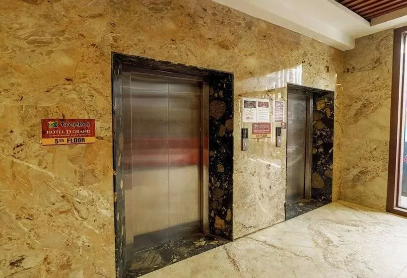 ホテル Treebo D Grand