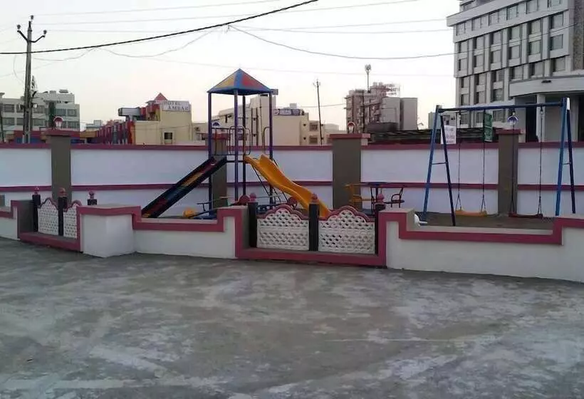 ホテル Welcome Somnath