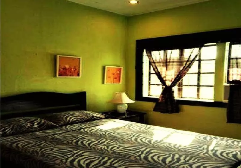 Hotelli Zhang Resort And Dive Center Opc