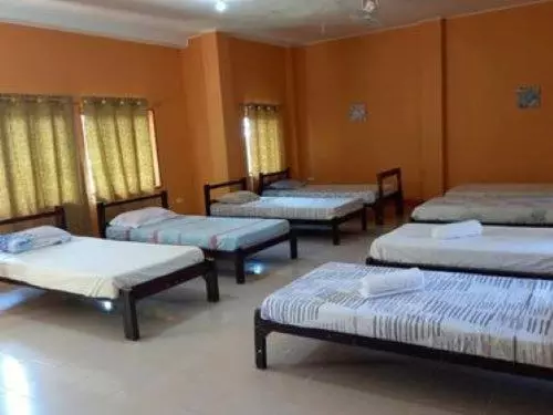 Hotelli Zhang Resort And Dive Center Opc