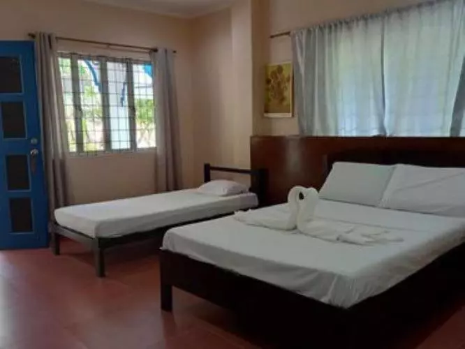 Hotelli Zhang Resort And Dive Center Opc