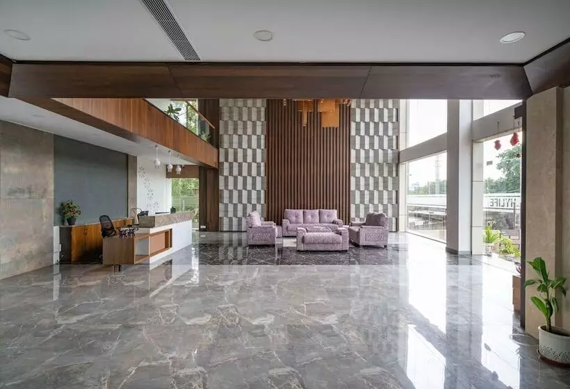 Hylife Hotel And Convention