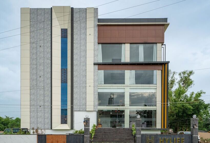 Hylife Hotel And Convention