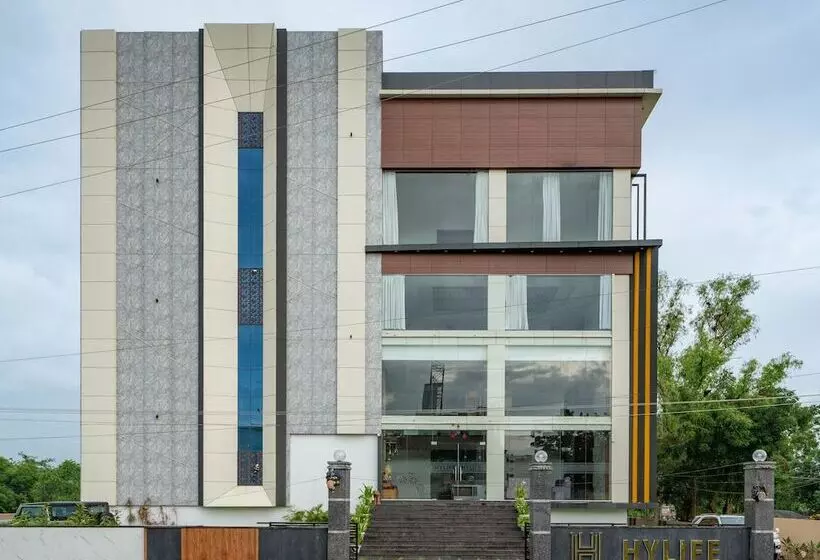 Hylife Hotel And Convention