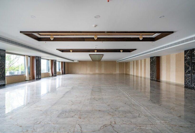 Hylife Hotel And Convention